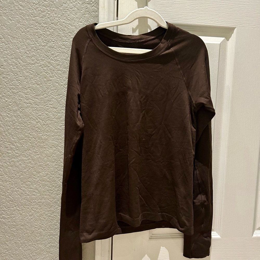 Lululemon Swiftly long sleeve espresso ☕️